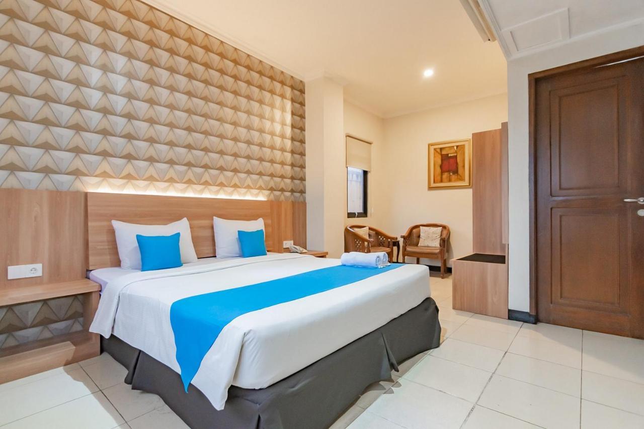 Cihampelas Hotel 2 Mitra Reddoorz Bandung Kültér fotó