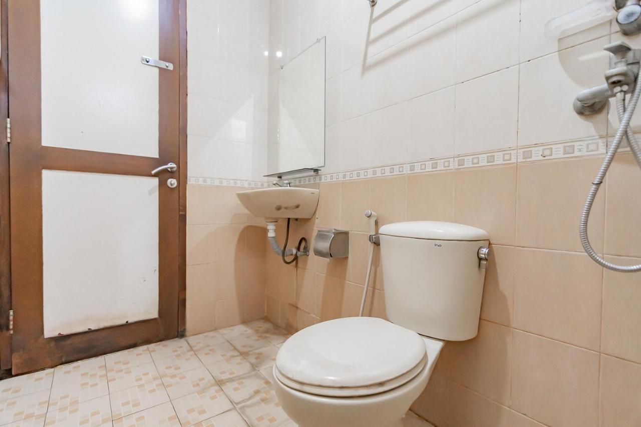 Cihampelas Hotel 2 Mitra Reddoorz Bandung Kültér fotó